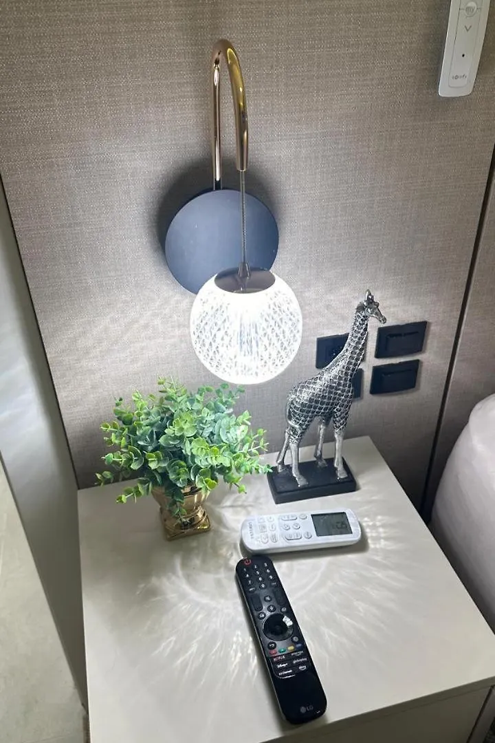 Apartment No Coracao Da Cidade E Do Mar De Balneario Camboriu! Brazil